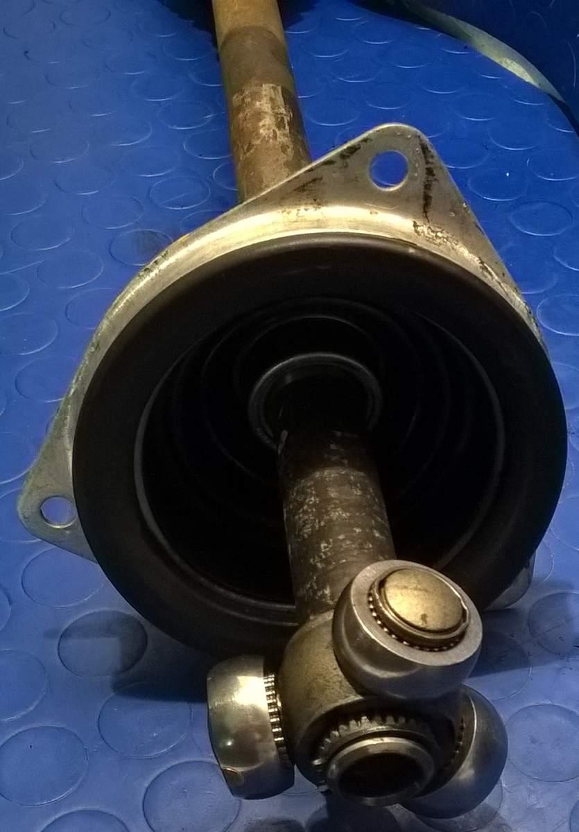 SEMIASSE SX RENAULT TWINGO 1.2 B 8200231953<br /><br /><br />