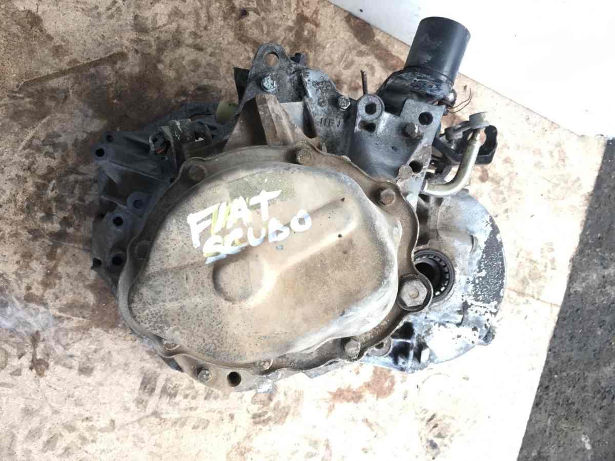 SCATOLA CAMBIO FIAT SCUDO 1.9  JTD 2001 9790463808<br /><br /><br />