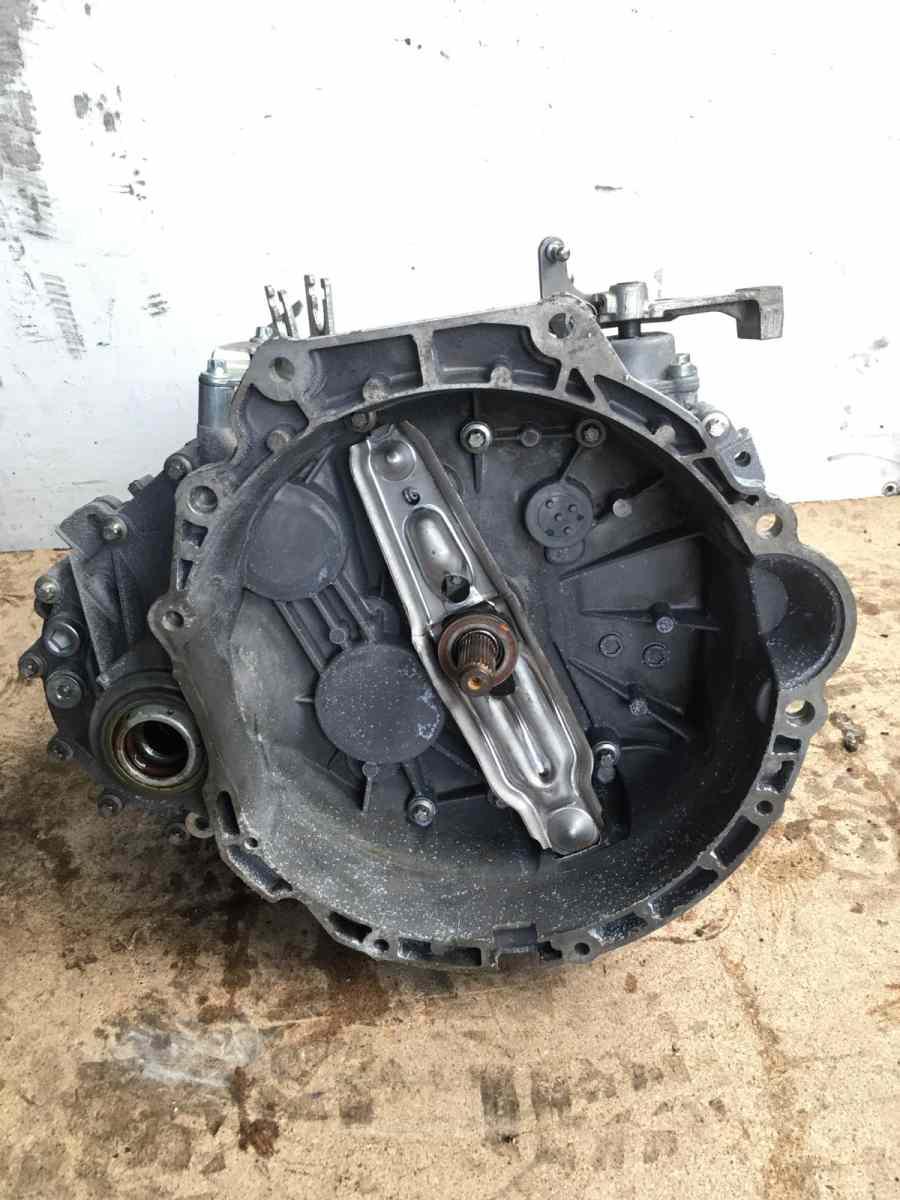 SCATOLA CAMBIO MINI ONE R56 1.6 TDI 2011 2300761016003<br /><br /><br />