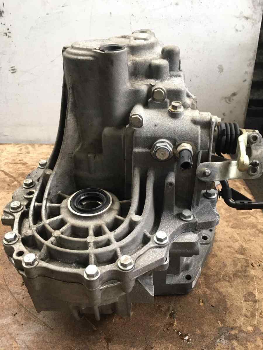 SCATOLA CAMBIO  RENAULT MEGANE 1.9 CDI 0008200128<br /><br /><br />