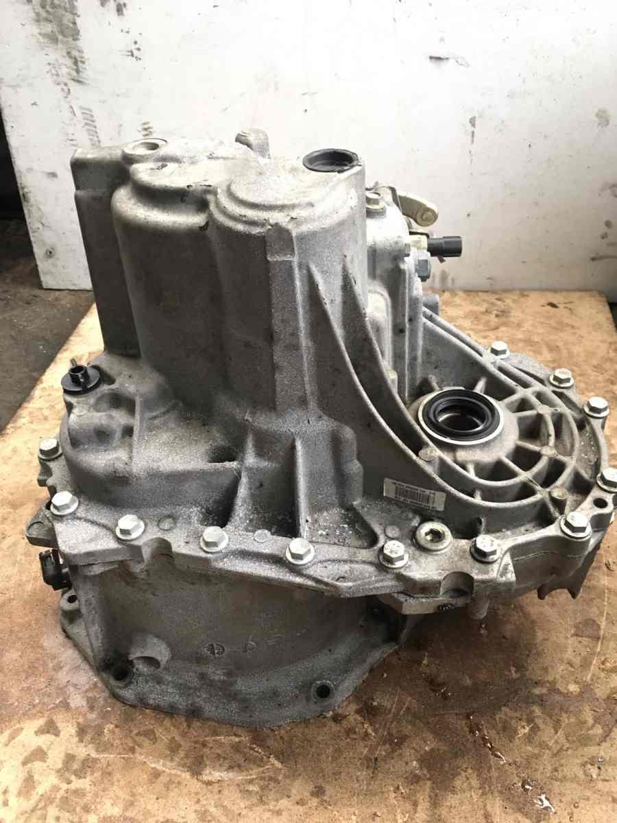 SCATOLA CAMBIO  RENAULT MEGANE 1.9 CDI 0008200128<br /><br /><br />