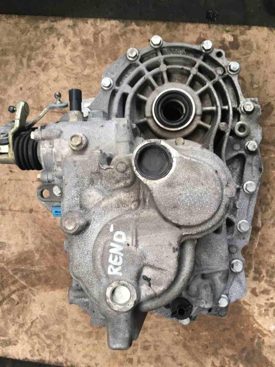 SCATOLA CAMBIO  RENAULT MEGANE 1.9 CDI 0008200128<br /><br /><br />