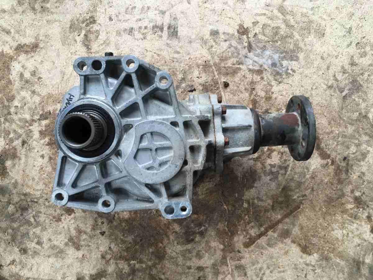 DIFFERENZIALE CENTRALE HYUNDAI SANTA FE 2.2. 2006 4730039300<br /><br /><br />