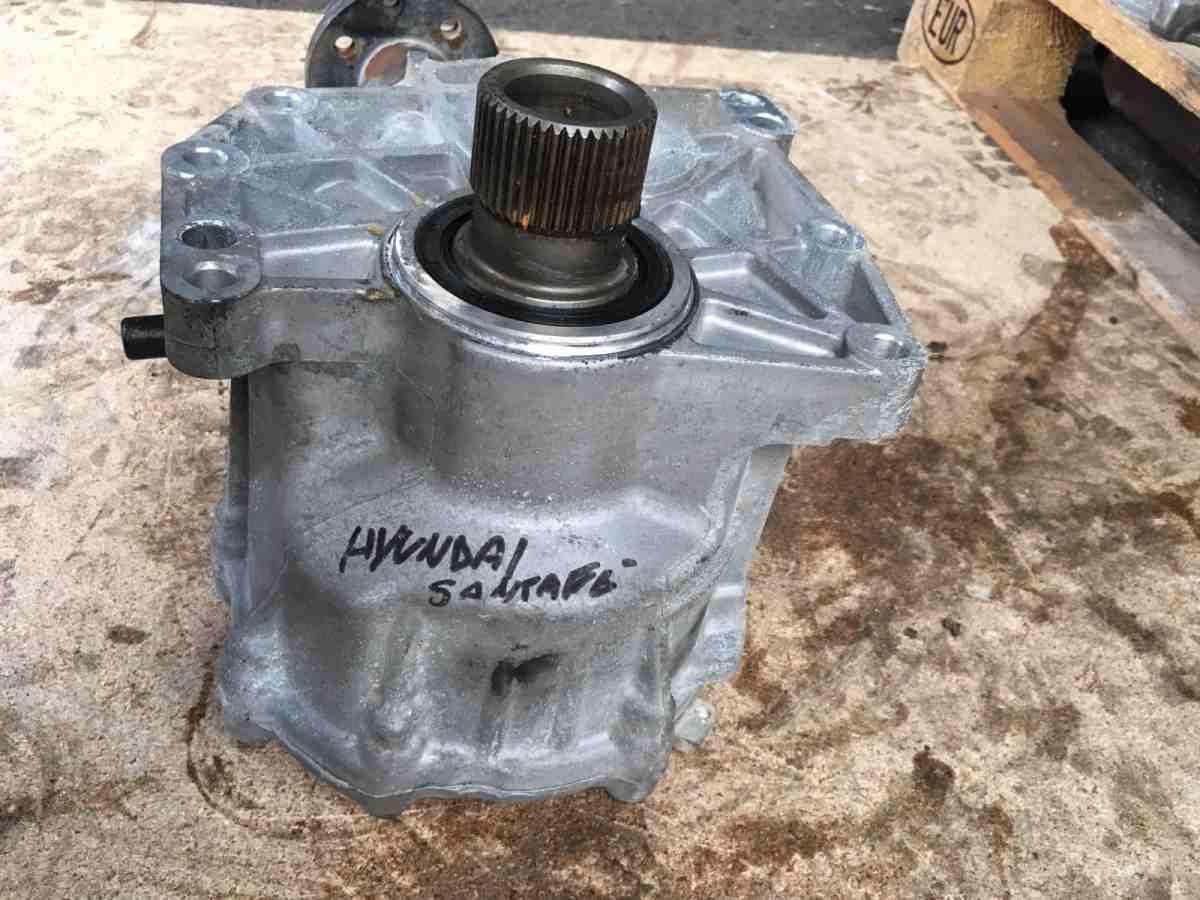 DIFFERENZIALE CENTRALE HYUNDAI SANTA FE 2.2. 2006 4730039300<br /><br /><br />