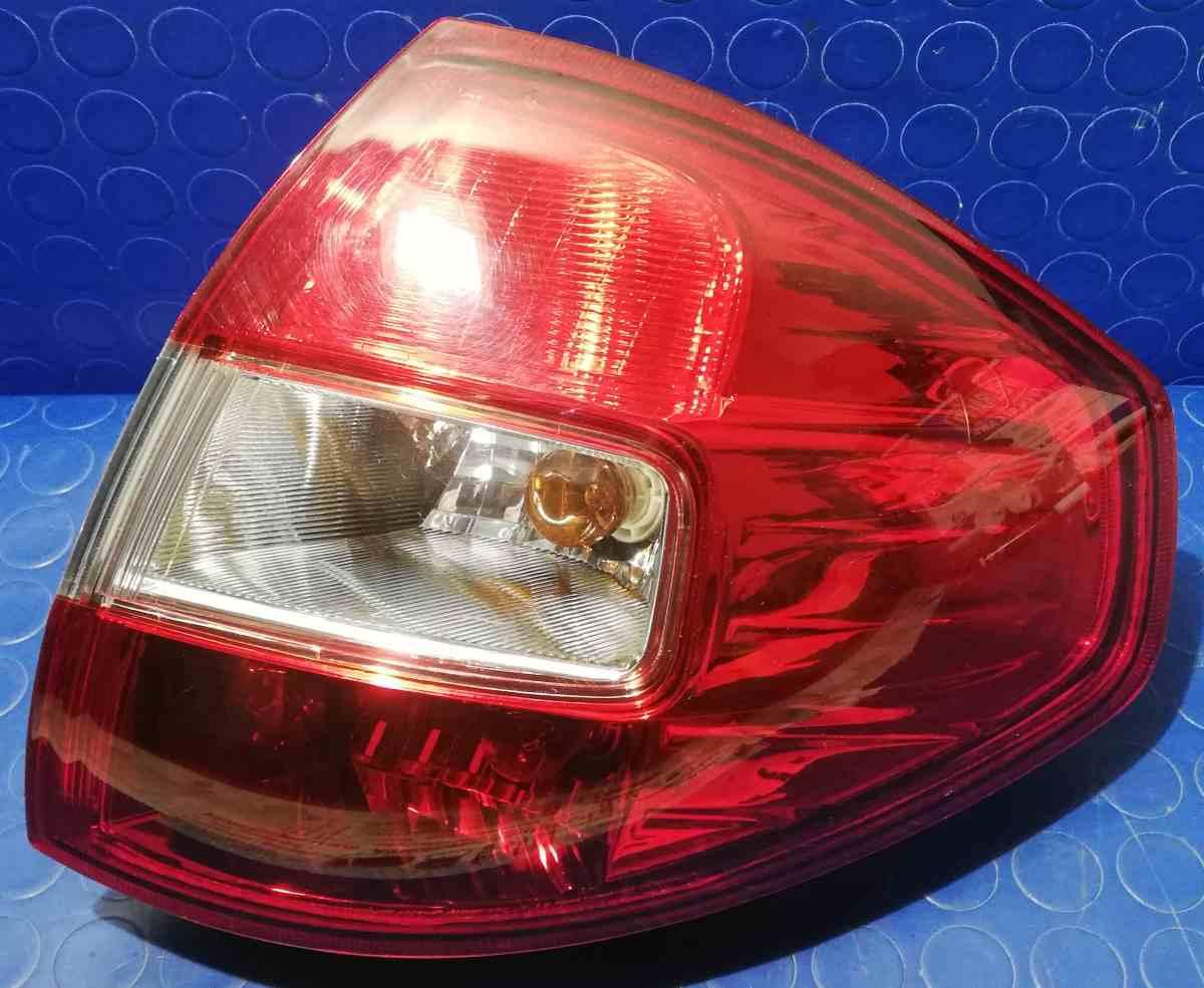 FANALE INTERNO DX RENAULT KOLEOS 2.0 DCI 26550JY00A<br /><br /><br />