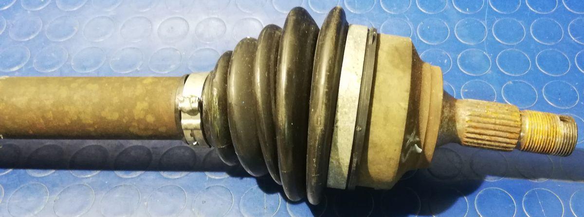 SEMIASSE SX PEUGEOT 307 2.0 HDI 3272LW<br /><br /><br />