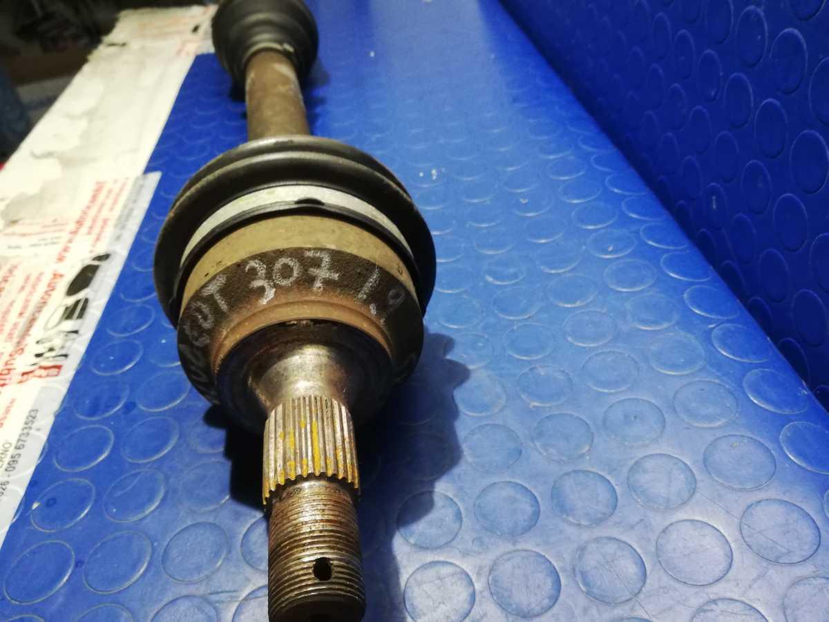 SEMIASSE SX PEUGEOT 307 2.0 HDI 3272LW<br /><br /><br />