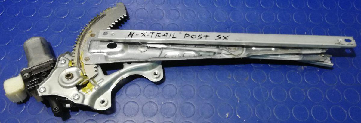 ALZACRISTALLO ELETTRICO POST SX NISSAN X'TRAIL 2015 827216FR0A<br />