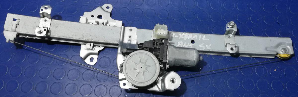 ALZACRISTALLO ELETTRICO ANT SX  X'TRAIL 2015 807214CA0A<br />