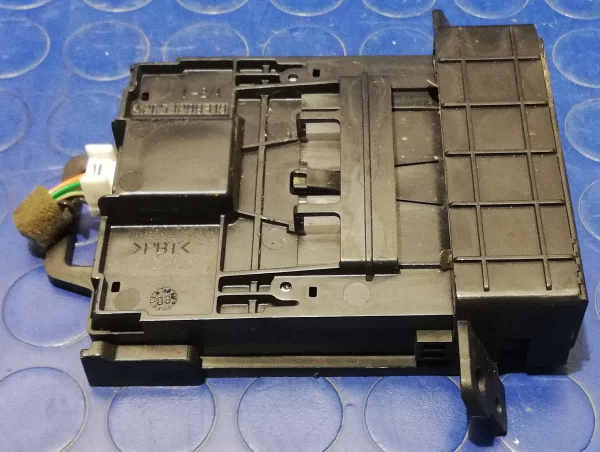 LETTORE SCHEDA ACCENSIONE RENAULT KOLEOS 2.0 DCI  A2C53299319<br /><br /><br />