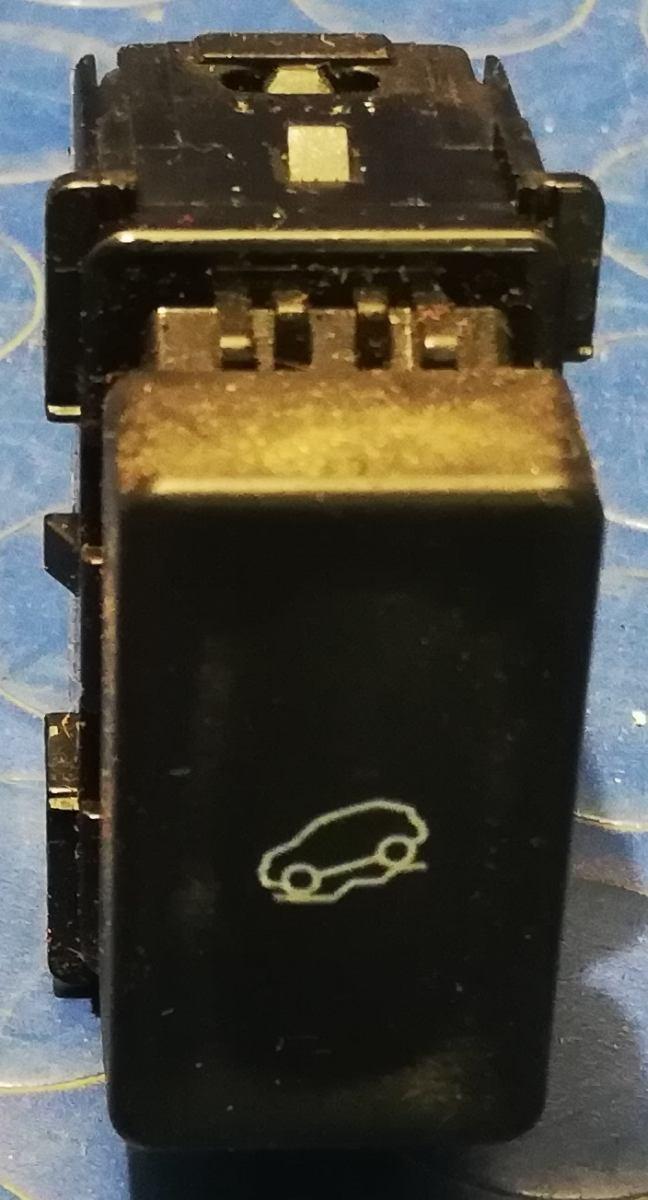 PULSANTE ANTISLITTAMENTO RENAULT KOLEOS 2.0 DCI PULS001<br /><br />