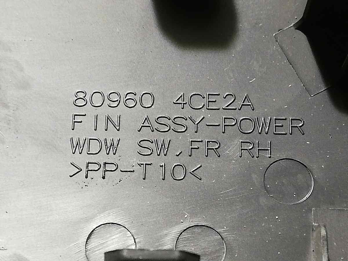 PULSANTE ALZACRISTALLO ANT DX NISSAN X TRAIL 2016 1.6 DCI 254114CE0A<br /><br /><br />