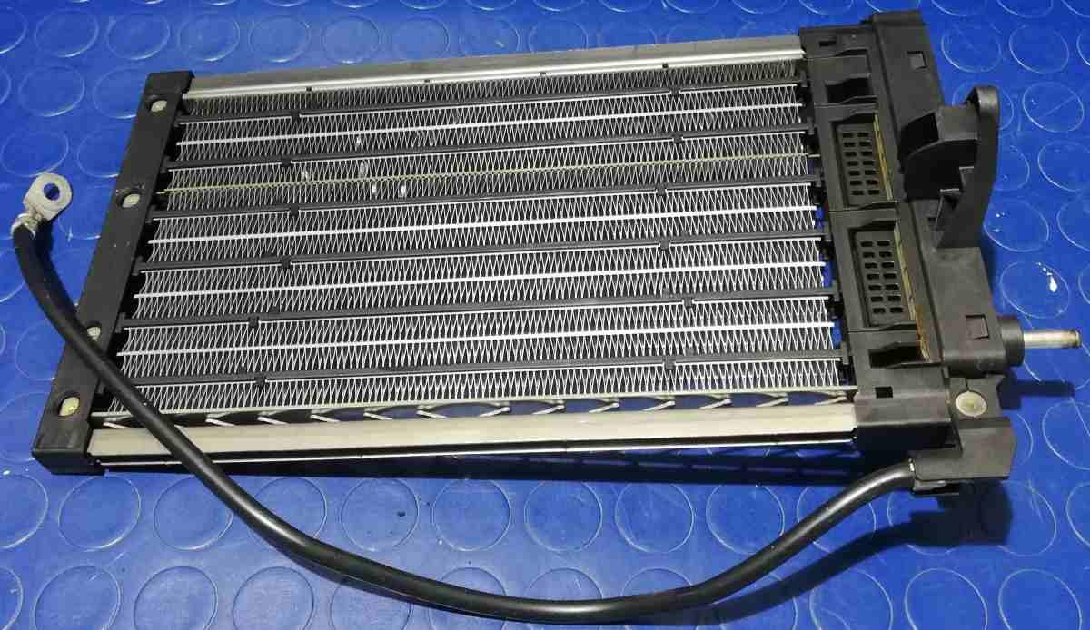 SCAMBIATORE DI CALORE BMW SERIE 1 120D 2007 985324L03<br /><br /><br />