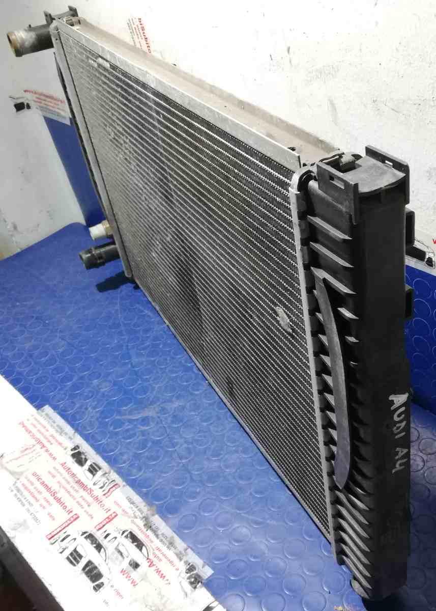 Radiatore acqua  audi a4 benzina