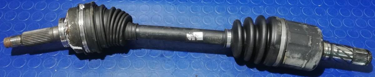 SEMIASSE ANTERIORE SX KIA SORENTO 2.5 CRDI 495003E000<br />