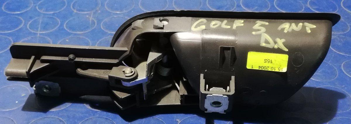 MANIGLIA INTERNA ANT DX VOLKSWAGEN GOLF 5 1K1837114<br /><br /><br /><br />