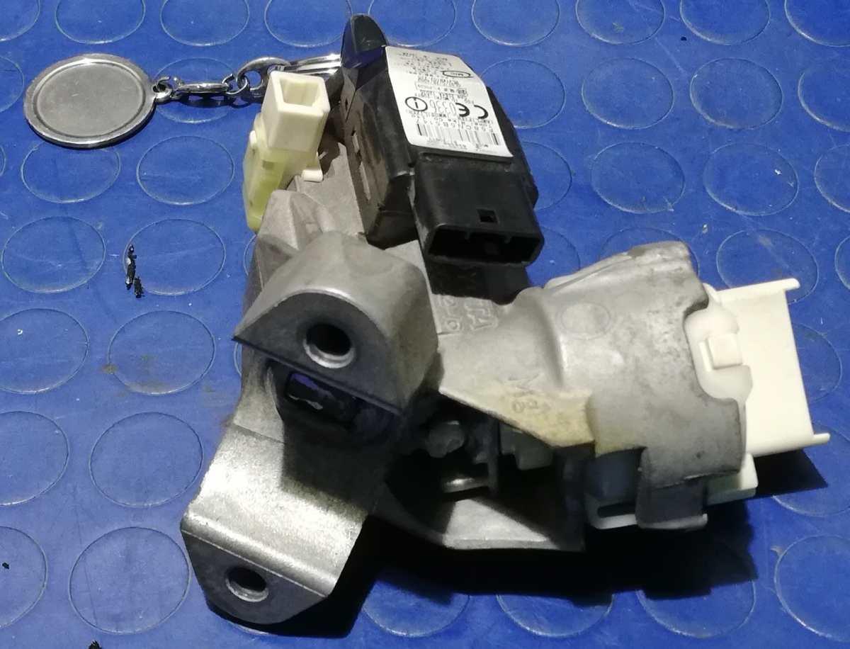 BLOCCASTERZO TOYOTA YARIS 1.0 BZ 2007 450200D030<br /><br /><br />