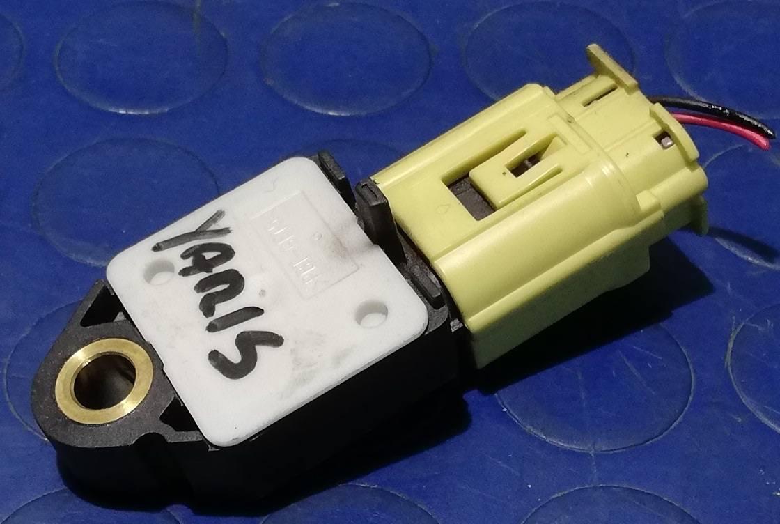 SENSORE AIRBAG TOYOTA YARIS 1.0 BZ 2007 8983104020<br /><br /><br />