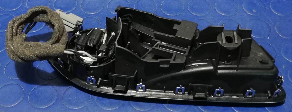 MANIGLIA ANT SX FORD B-MAX 1.5 TDCi 75CV 2015 1859255<br /><br /><br />