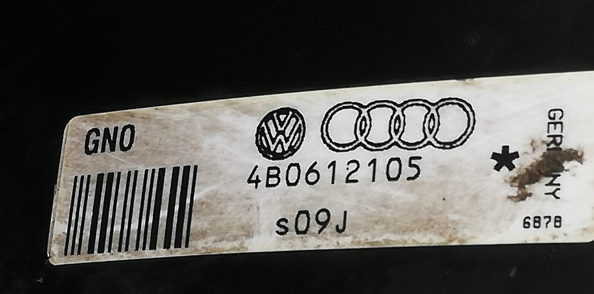 POMPA SERVOFRENO AUDI A6 1 SERIE 4B0612105<br /><br /><br />