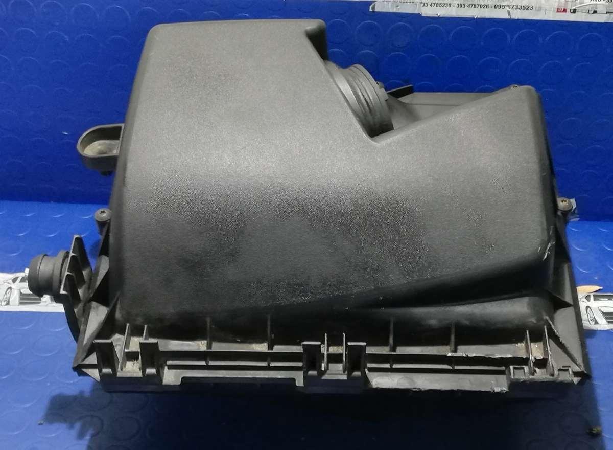 PORTAFILTRO ARIA FIAT CROMA 1.9 MJT 2006 55350912<br /><br /><br />