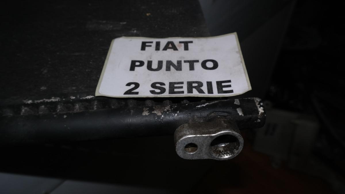 FIAT PUNTO 2a SERIE 1900 JTD RADIATORE ARIA CONDIZIONATA