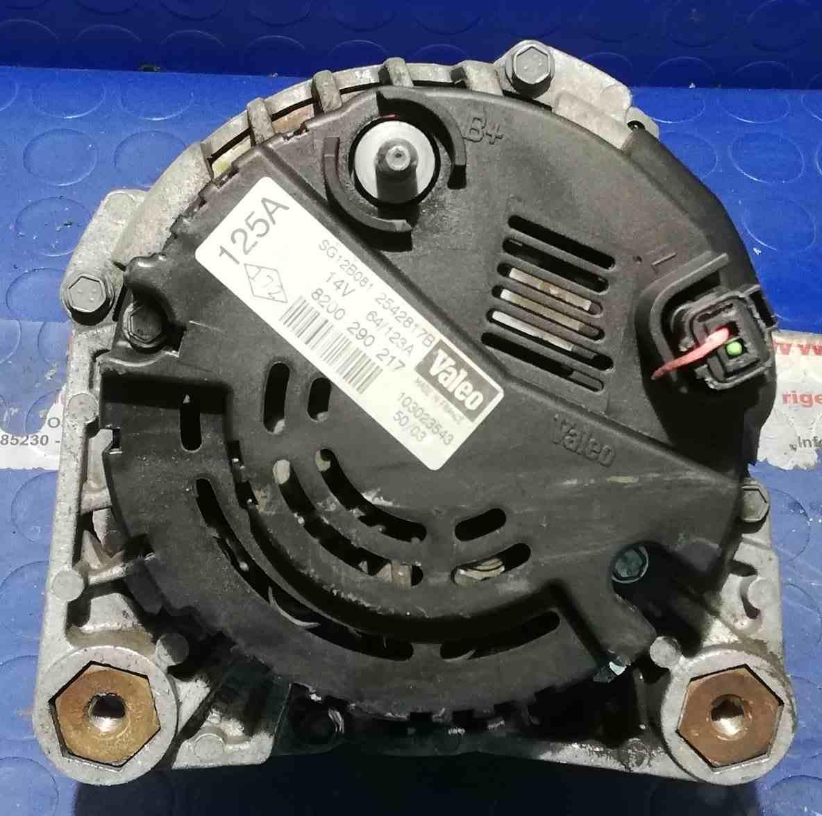 ALTERNATORE NISSAN PRIMERA 1.9 DCI 8200290217<br /><br /><br /><br />