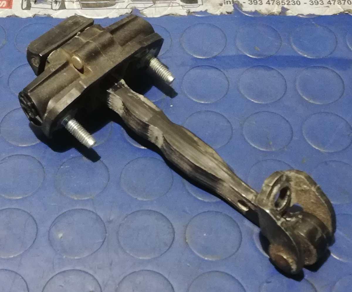 TIRANTE PORTIERA SX FORD B MAX 2015 1.6 TDI 1823301<br /><br /><br />