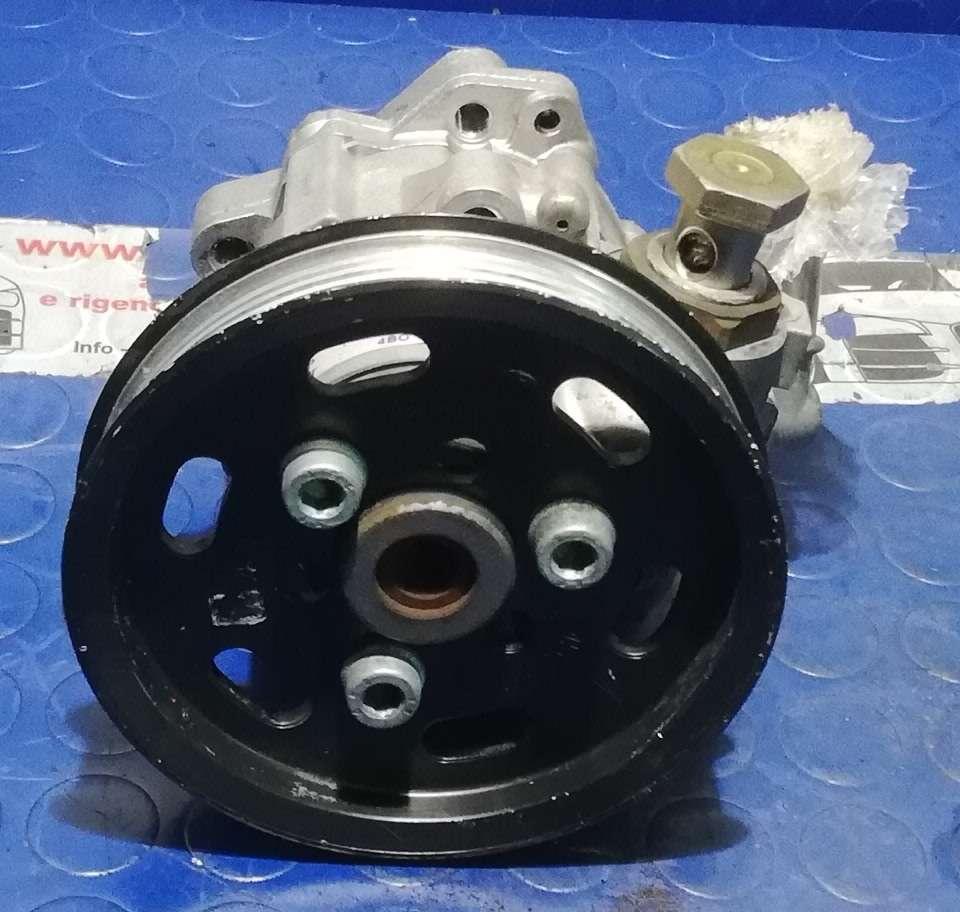 POMPA IDROGUIDA AUDI A6 1 SERIE 4B0145155T<br /><br /><br />