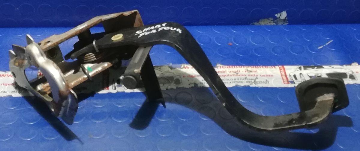 PEDALE FRIZIONE SMART FORFOUR 1.1 W454 A454290011R<br /><br /><br />