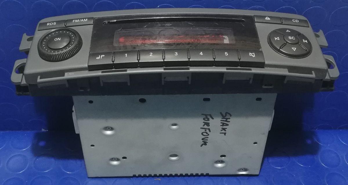 AUTORADIO DA SCODIFICARE SMART FORFOUR 1.1 W454 A4548200379<br /><br /><br />