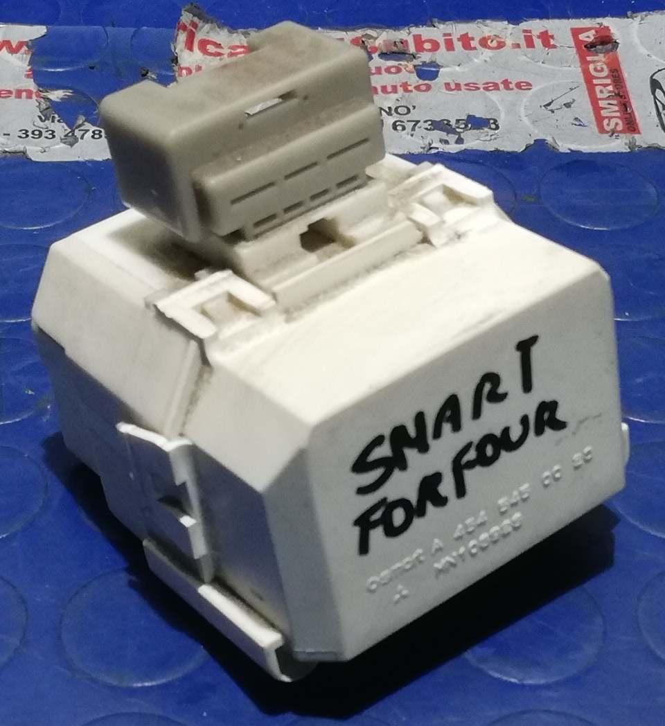 RELE' SMART FORFOUR 1.1 W454 A4545450028<br /><br /><br />