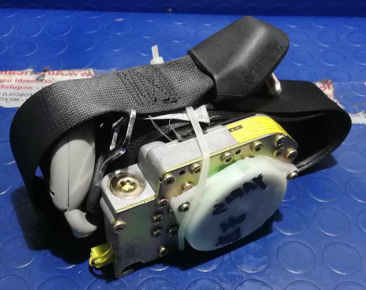 CINTURA DI SICUREZZA ANT DX TOYOTA YARIS 2004 1.0 BZ<br /><br />