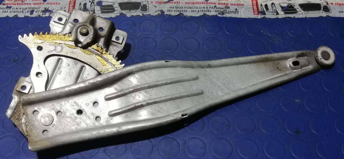 ALZACRISTALLO POST DX TOYOTA YARIS 2004 1.0 BZ 698300D020<br /><br /><br />