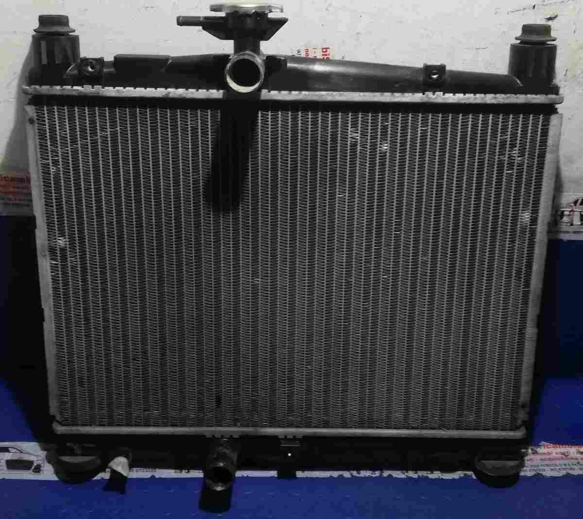 RADIATORE ACQUA TOYOTA YARIS 2004 1.0 BZ 1640023100<br /><br /><br />