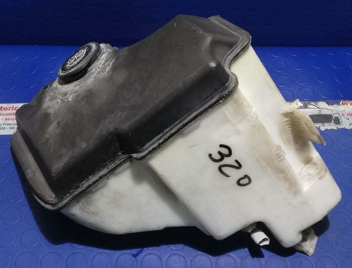 VASCHETTA ACQUA VETRI BMW SERIE 3 320 E46 2000 61667007970<br /><br /><br />
