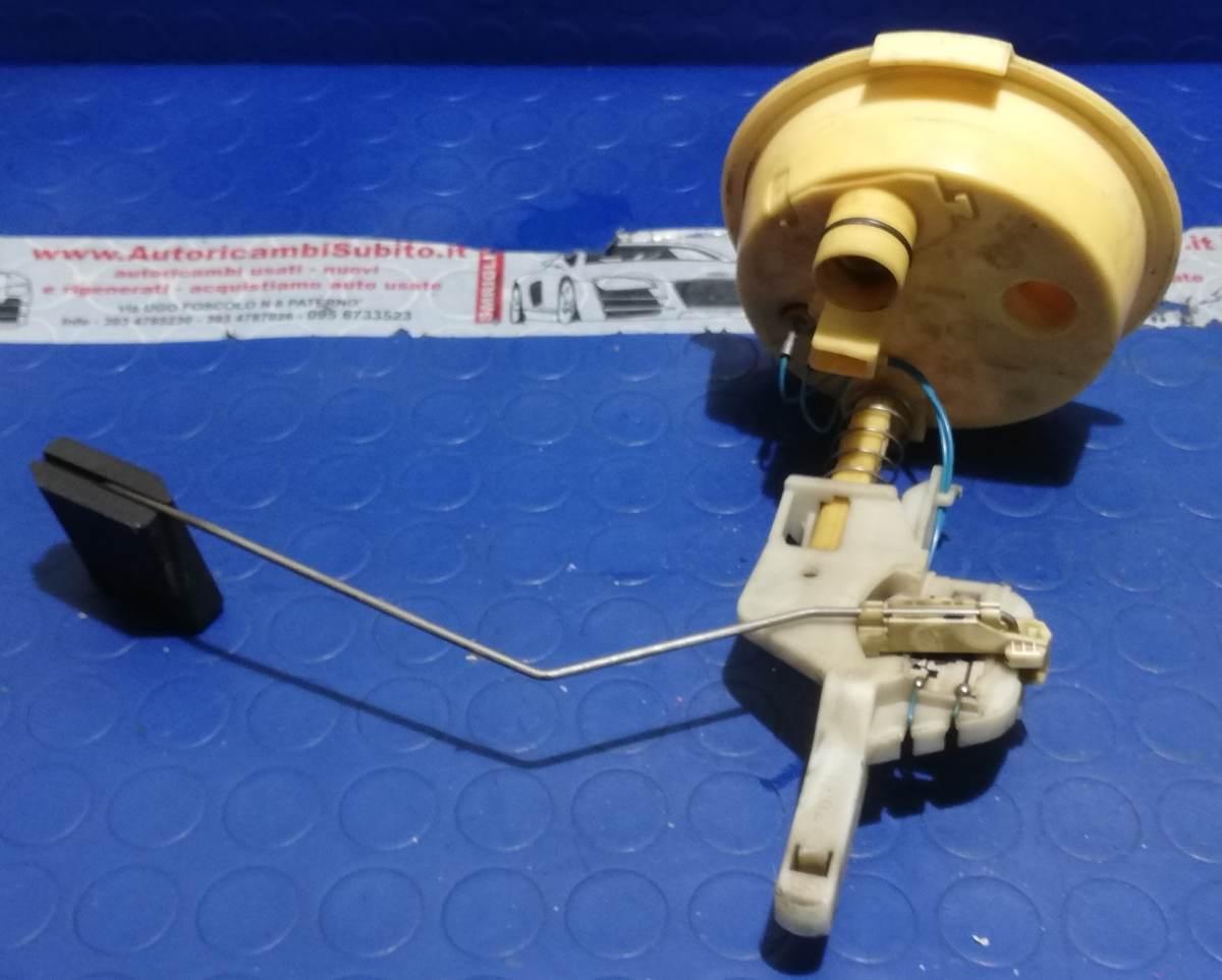 GALEGGIANTE BMW SERIE 3 320 E46 2000 16146755880<br /><br /><br />