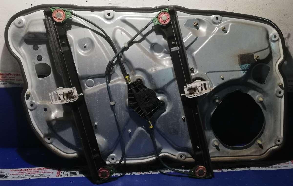 PANNELLO ALZAVETRO ANT DX FIAT STILO 1.9 JTD 2005 46831654<br /><br /><br />