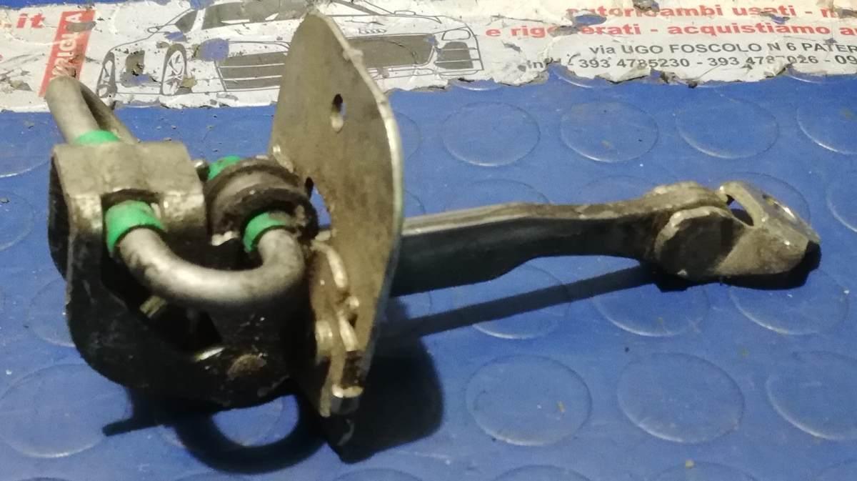 TIRANTE PORTIERA POST SX FIAT IDEA 1.3 MJT 2006 51798427I<br /><br /><br />