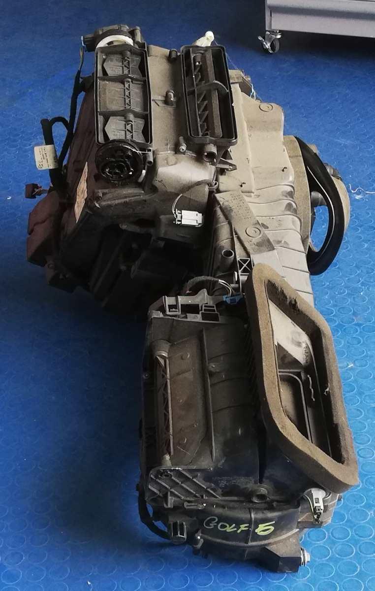 CONVOGLIATORE STUFA VOLKSWAGEN GOLF 5 1K1820007<br /> <br /><br />
