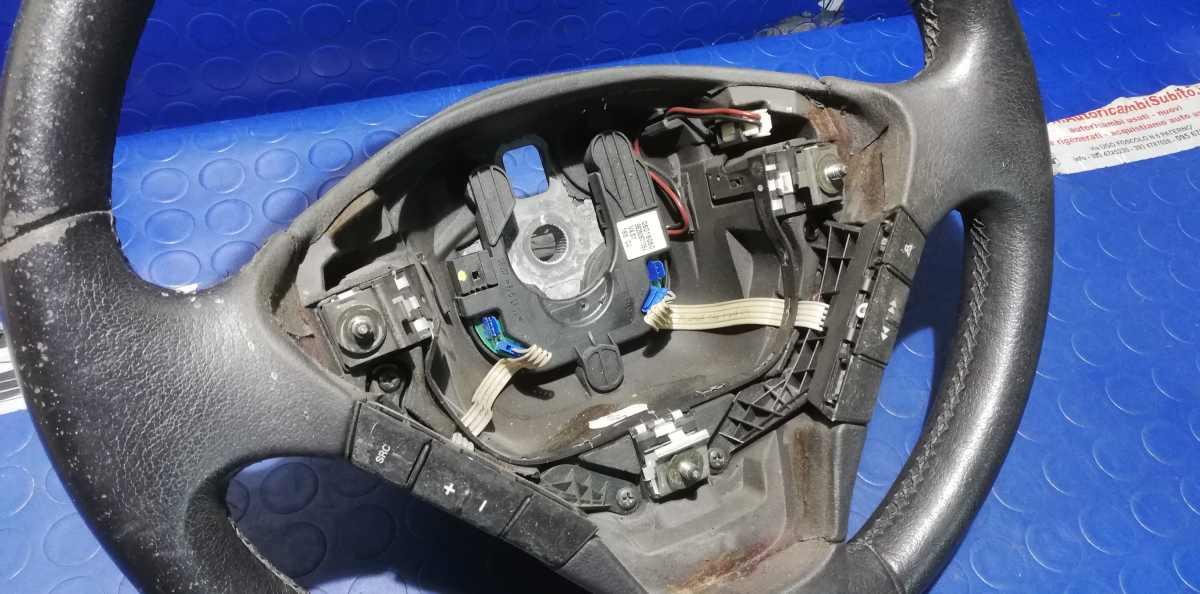 VOLANTE  FIAT STILO 1.9 JTD 2005 735433173<br /><br />