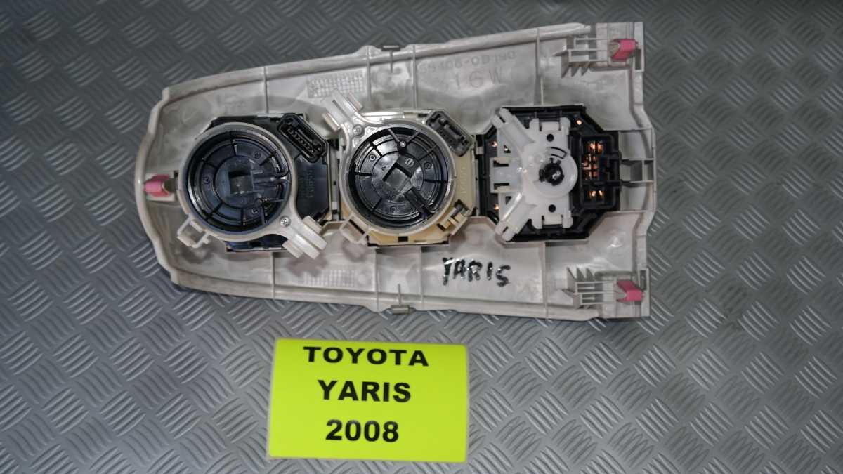 Toyota yaris comandi clima manuali