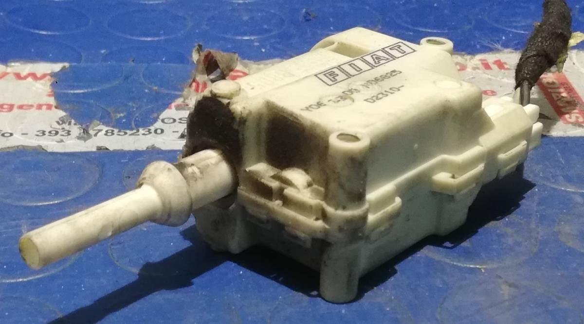 MOTORINO APRI SPORTELLINO ALFA ROMEO GT 1.9 JTD 2005 GT002<br /><br /><br />