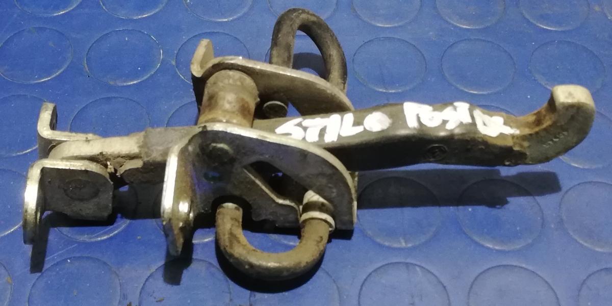 TIRANTE PORTIERA POST DX FIAT STILO 1.9 JTD 2005 51760972<br /><br /><br />