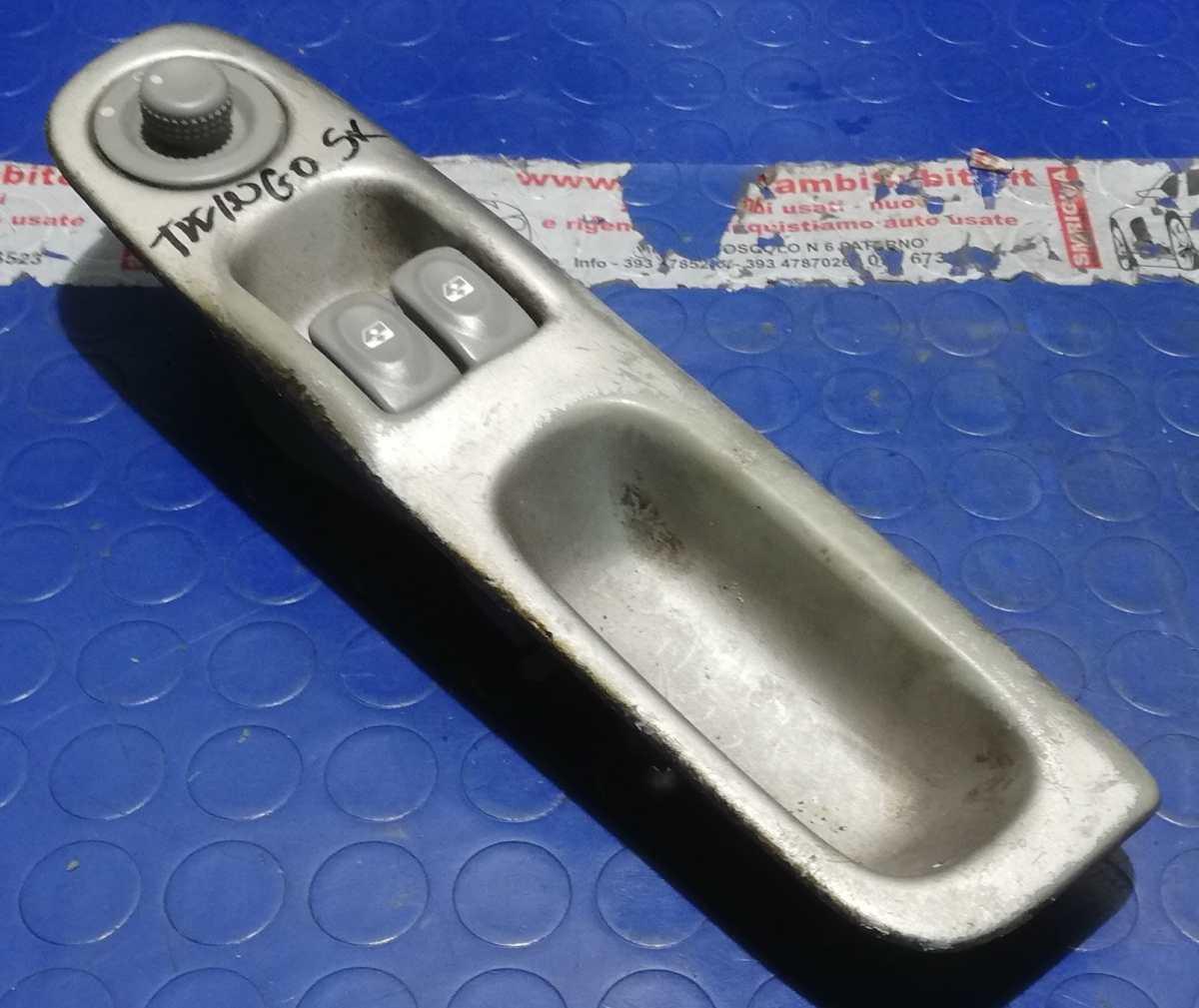 PULSANTI ALZAVETRI ANT SX RENAULT TWINGO 1.2 16V TWIN004<br /><br /><br />