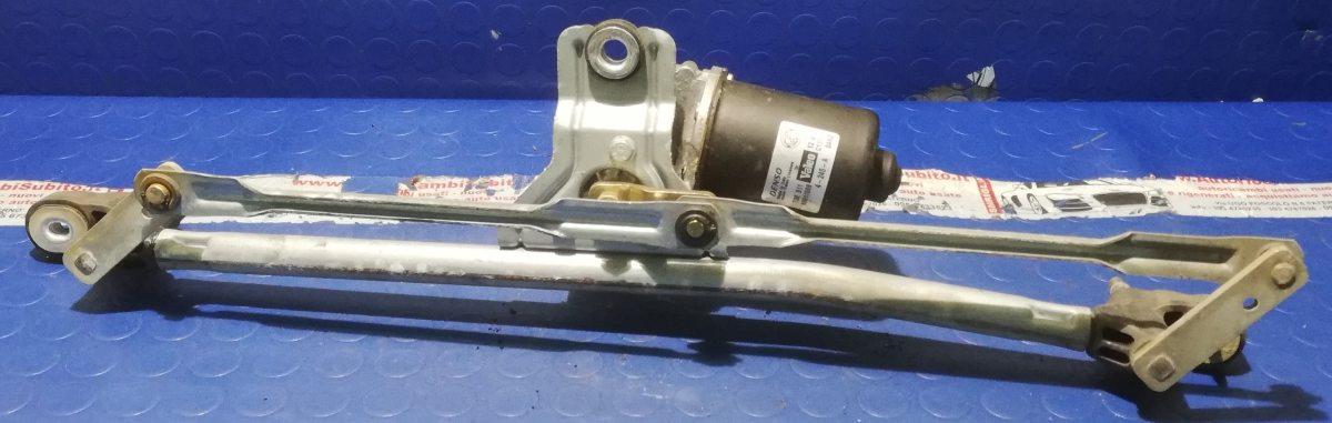 MOTORINO TERGICRISTALLO FIAT STILO 1.9 JTD 2005 60511009<br /><br /><br />