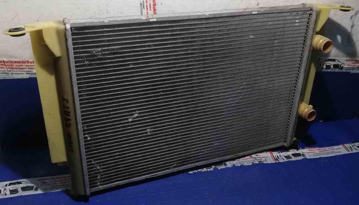 RADIATORE ACQUA FIAT STILO 1.9 JTD 2005 46745809<br /><br /><br /><br />