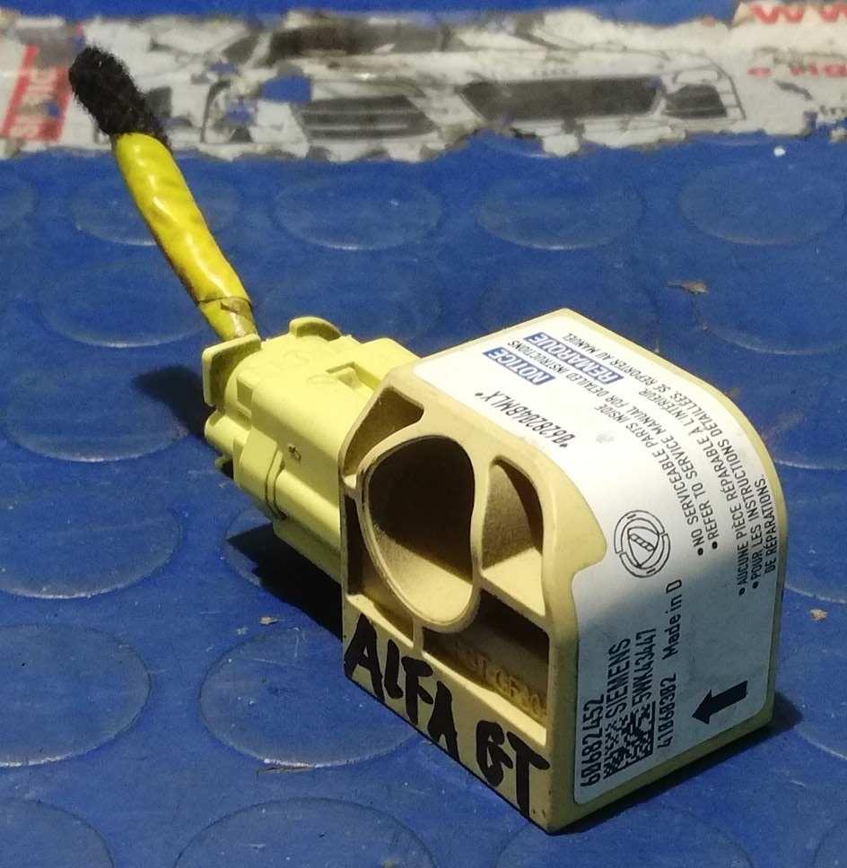 SENSORE AIRBAG ALFA ROMEO GT 1.9 JTD 60682452<br /><br /><br />