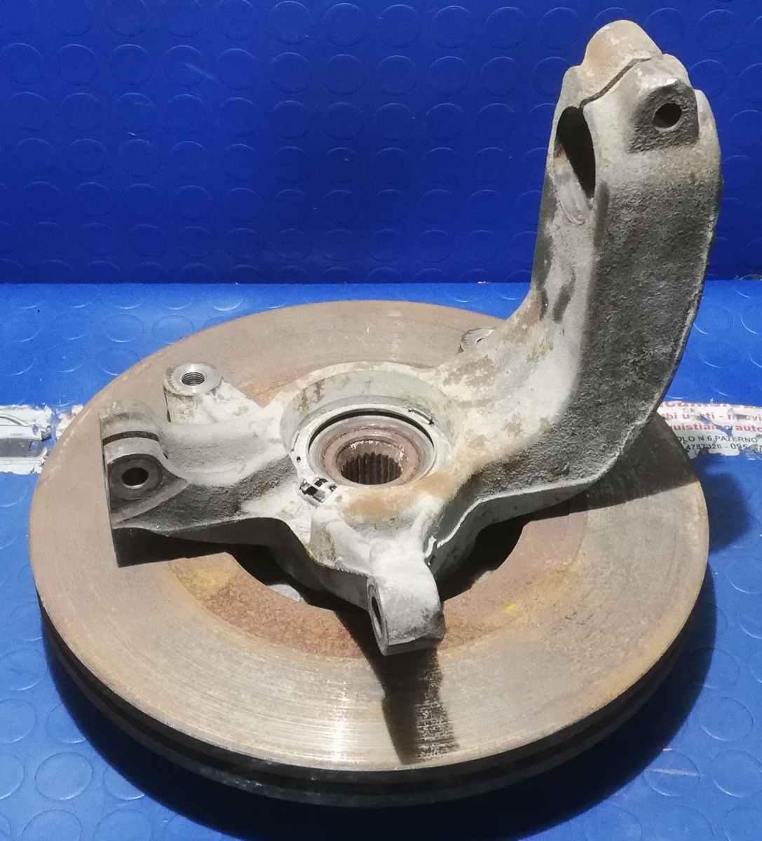 MONTANTE ANT DX RENAULT SCENIC 2007 1.9 CDI 8200297033<br /><br /><br />