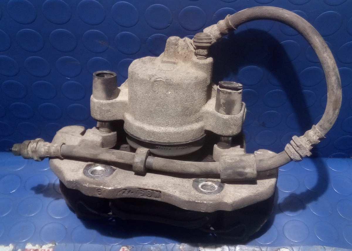 PINZA FRENO ANT DX MAZDA 3 1.6 TD 2006 BPYK3361XA<br /><br /><br />